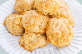 Cheddar Bay Biscuits